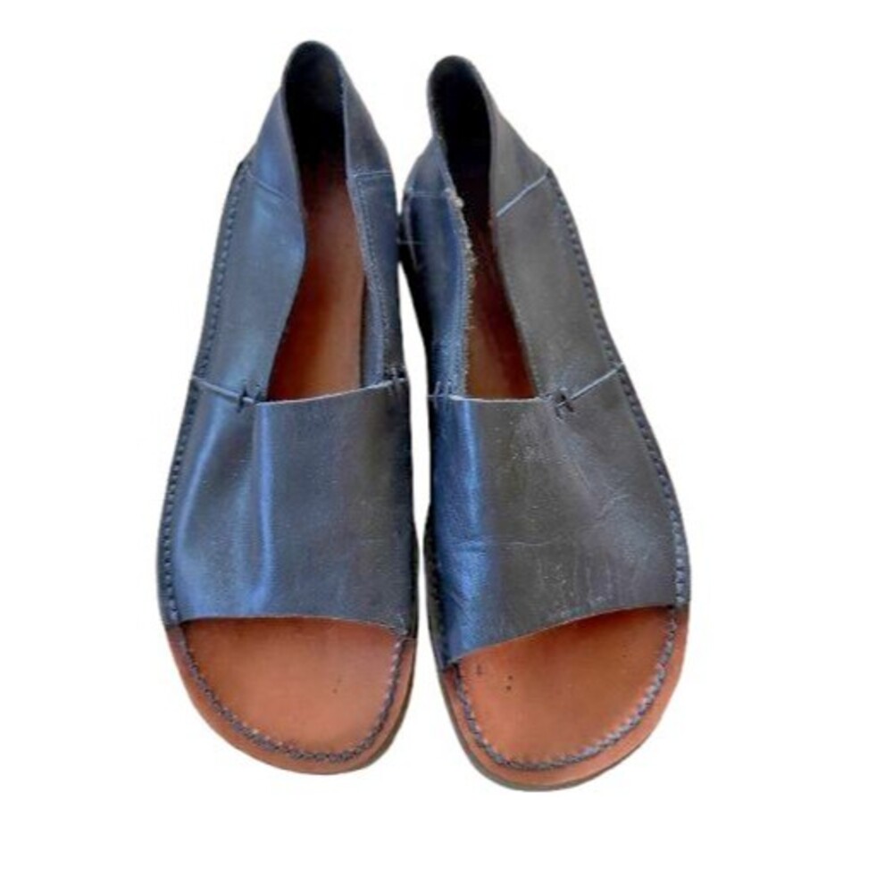 HYPE BLACK LEATHER OPEN TOE SHOES Size 9